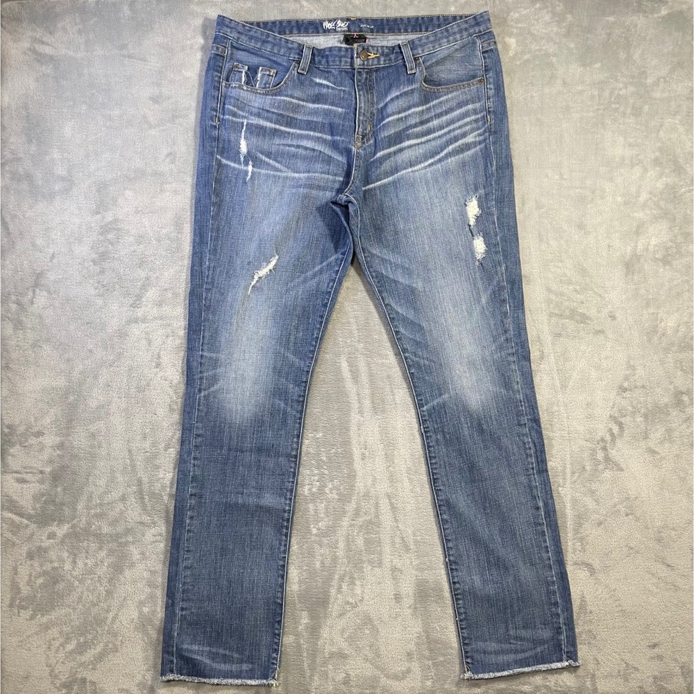 Mossimo Women Boyfriend Jeans 14L Blue Distressed Raw Hem
